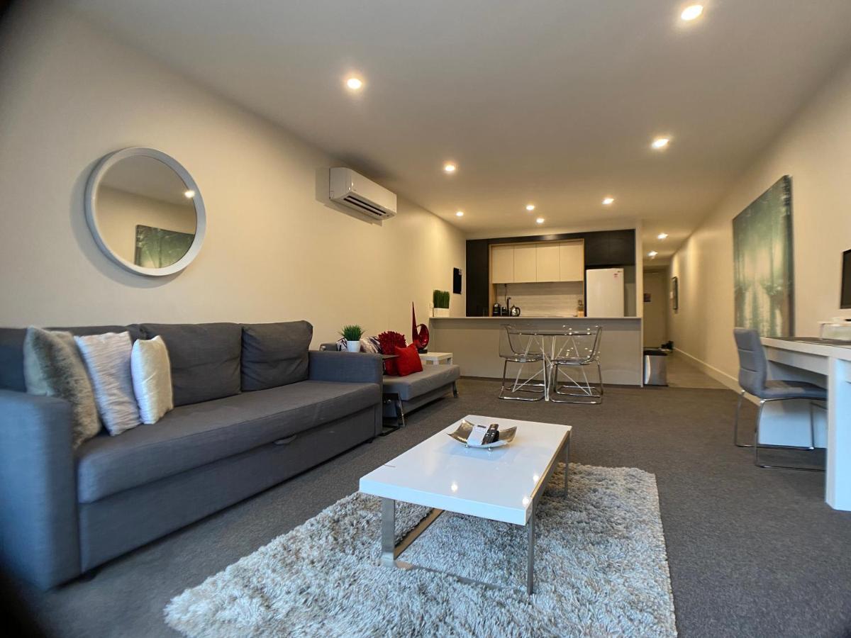 The Gallery Luxe 1 Bedroom Executive Apartment In The Heart Of Braddon Wine Secure Parking Wifi Camberra Exterior foto